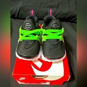 Nike Little Presto ‘Green Strike’ Toddler Size 5